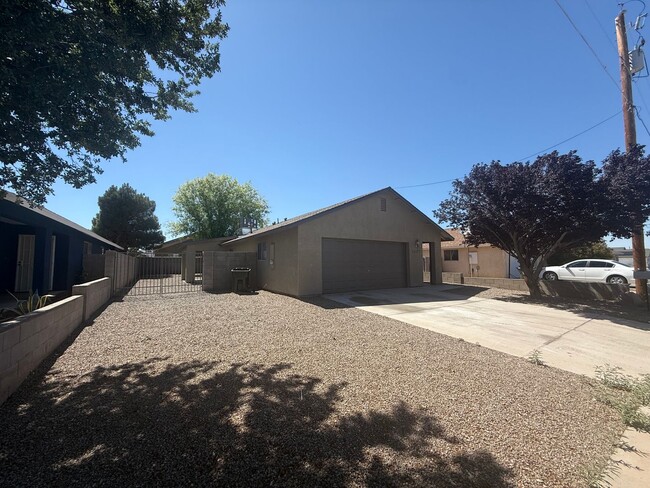 Photo - 3 Bedroom 2 Bathroom Home