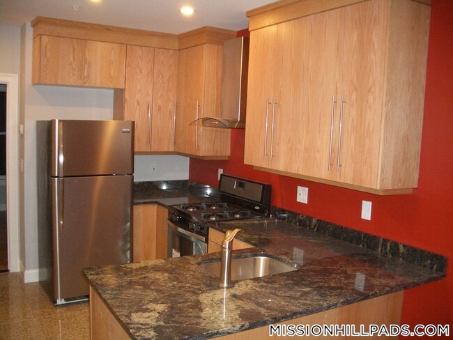 Photo - 8 Bard Ave Unit 2