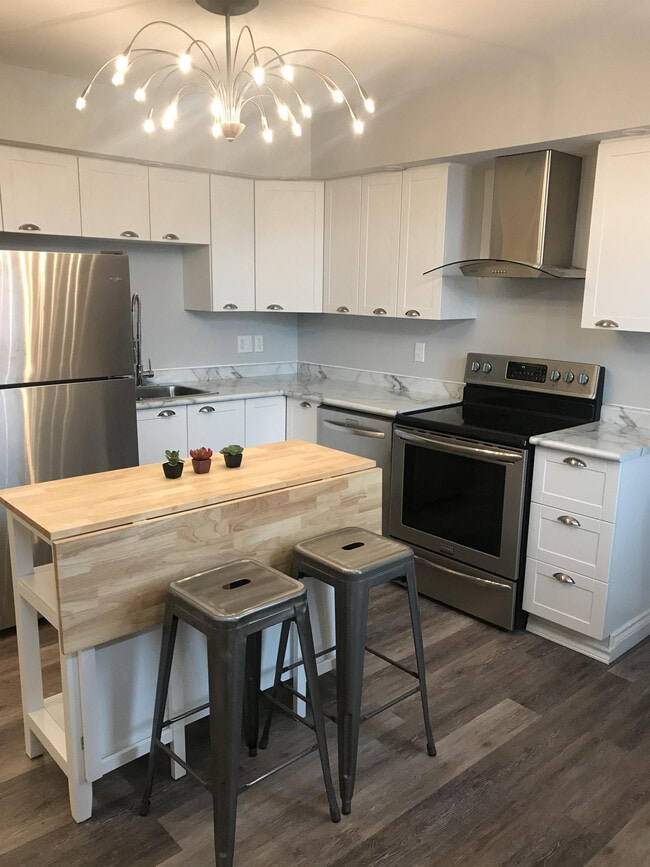 Photo - 242 Bridge St Unit 4