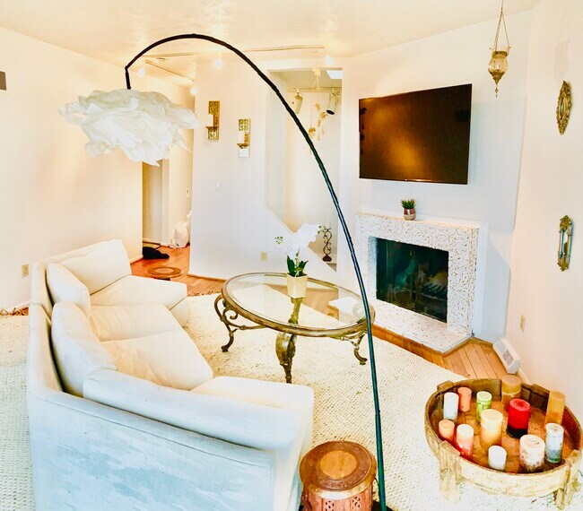 Photo - 2415 Maryland Ave