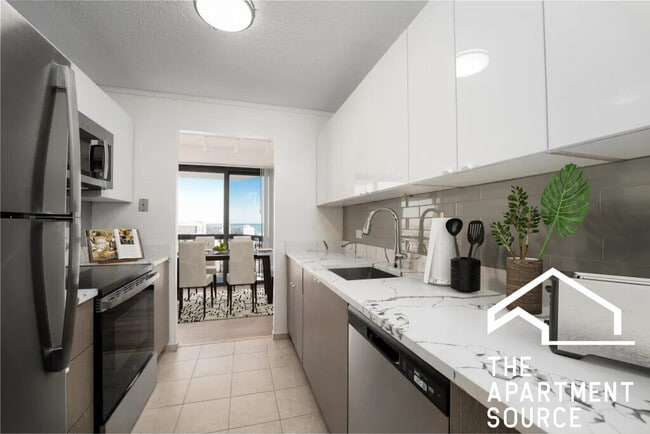 Building Photo - 1133 N Dearborn St Unit 1507 Rental