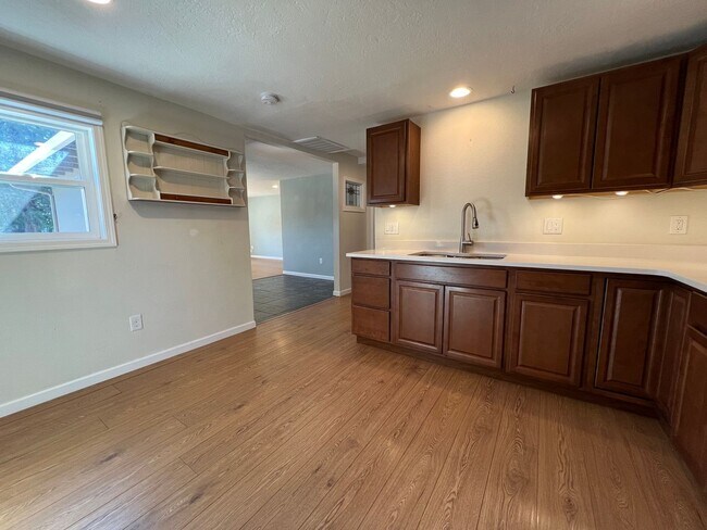 Photo - Centrally located one bedroom, one bath house | Available April