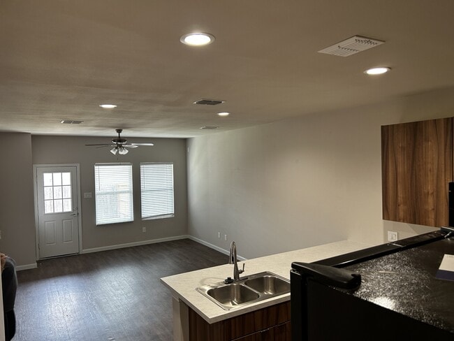 Photo - 21377 W Wallis Dr