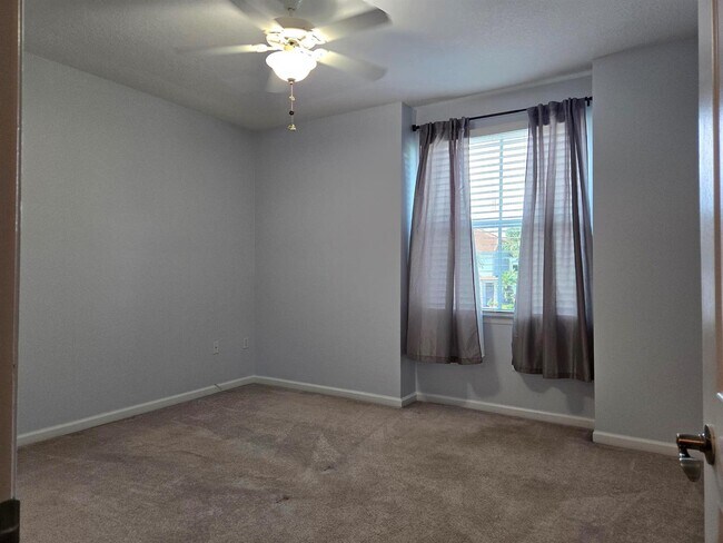 Photo - 2056 Alta Meadows Ln