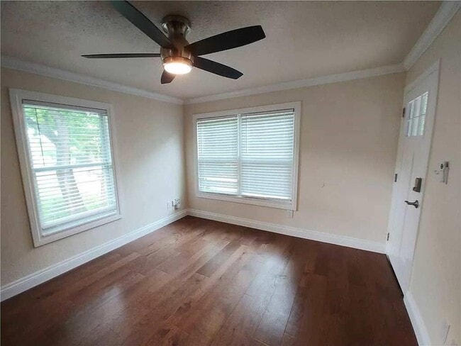 Photo - 1705 Singleton Ave