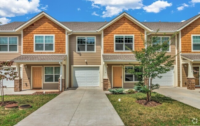 Building Photo - 1216 Pauline Trail Dr Rental