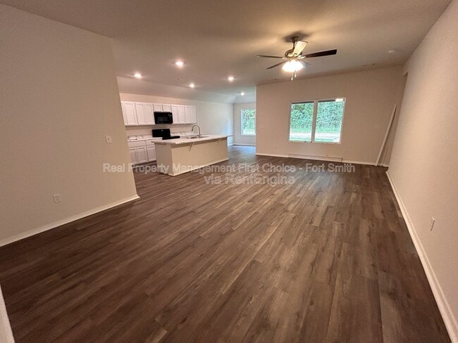 Photo - 10638 Cedar Wy