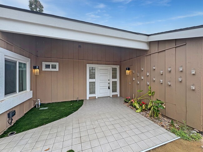 Photo - Spacious 5BD/4BA Poway Home with Hill View...