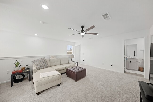 Building Photo - 26235 Arrowleaf Dr