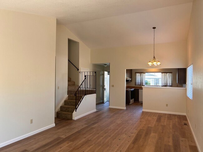 Photo - Two Level G Section Home!