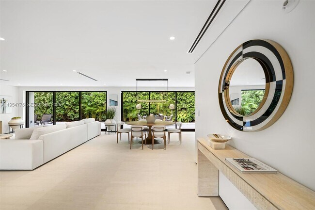 Photo - 222 E Rivo Alto Dr