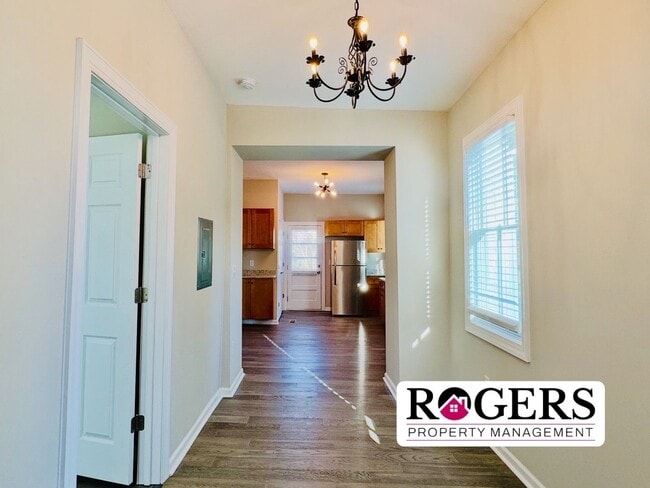 Photo - 218 College St Unit C