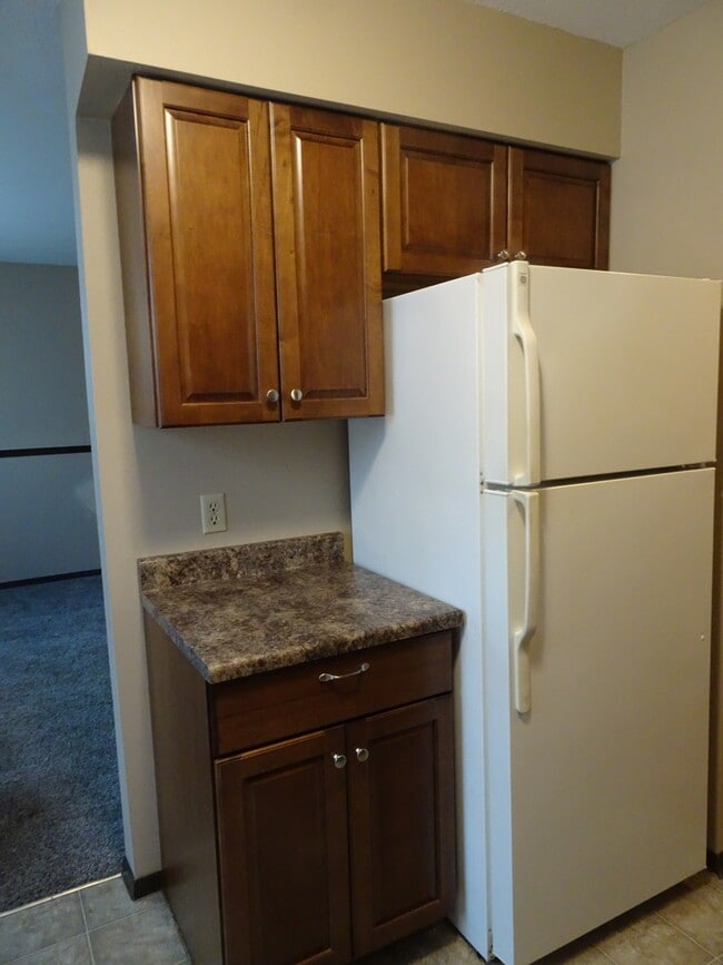 Photo - 404 Plaza Heights Rd Unit 4 plex in Marshalltown