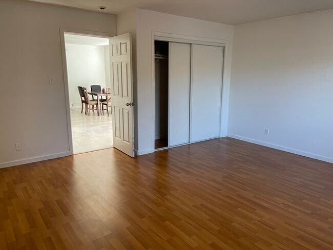 Photo - 1639 Sundown Ln