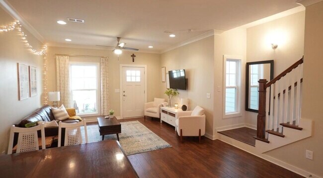 973 Ashland Place Dr