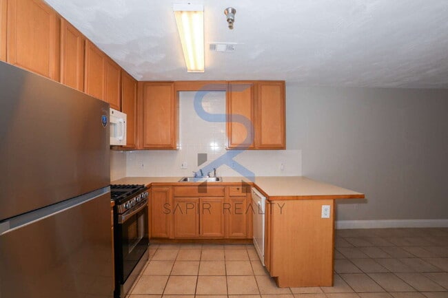 Photo - 303 Brookside Way