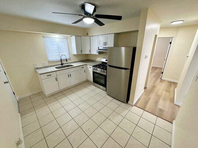 Photo - 1168 Tonawanda Ave Unit 1168