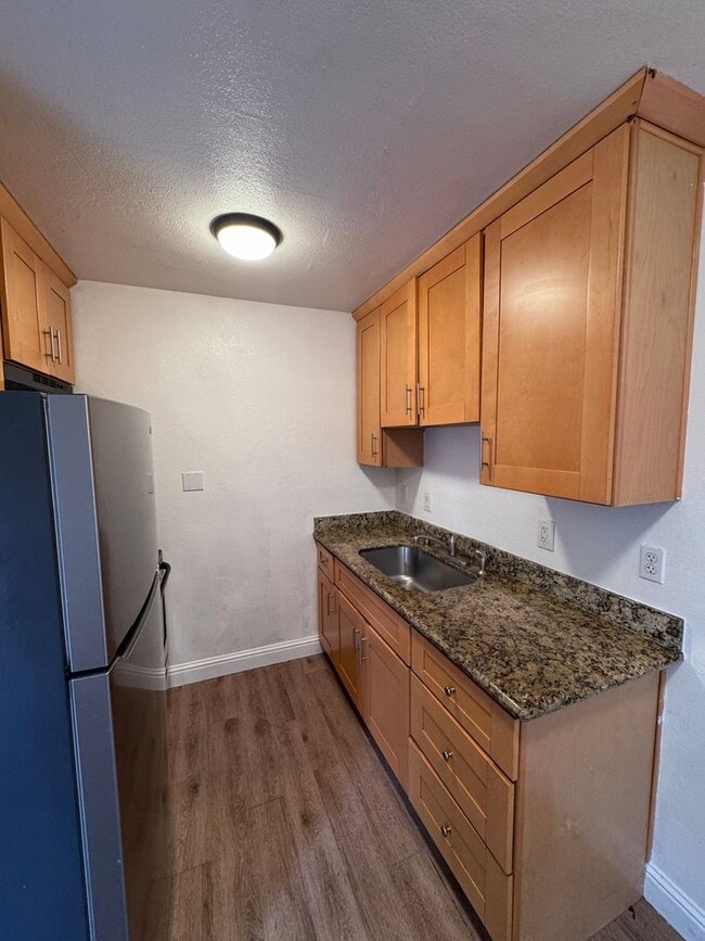 Photo - 761 Shepherd Ave Unit 1