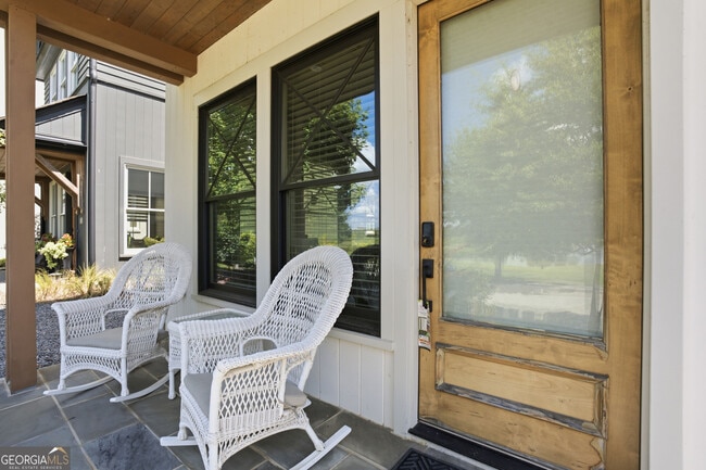 Photo - 170 Heatherden Ave