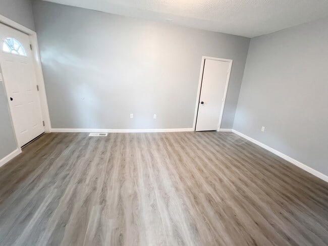 340 W 18th St