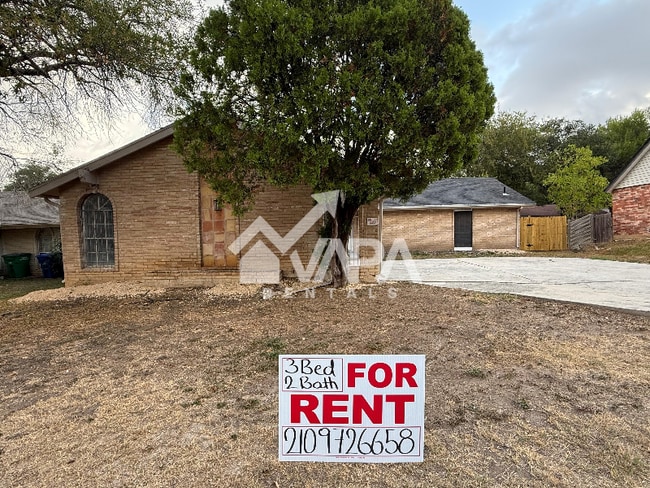 Photo - 8007 Lake Forest Dr