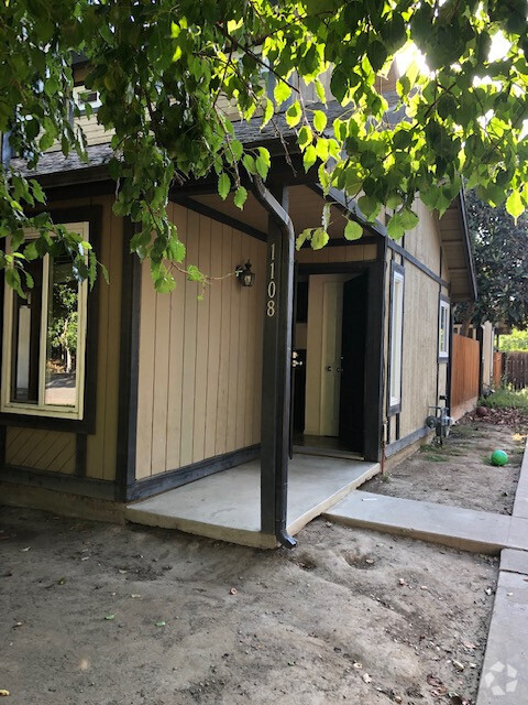Building Photo - BB - 1108-1110 S. Edison Street Unit 1108 Rental