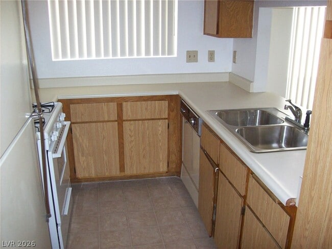 Photo - 7262 Girard Dr