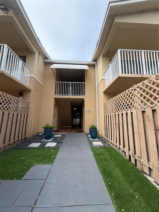 Photo - 4134 NW 79th Ave Unit 2A