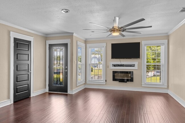 Photo - 8711 Plantation Dr