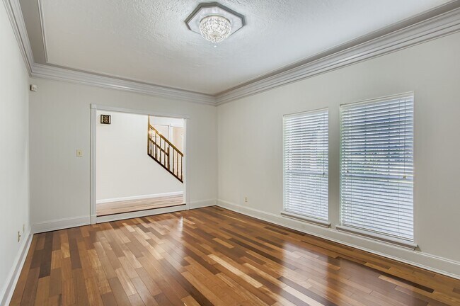 Photo - 8518 Rebawood Dr