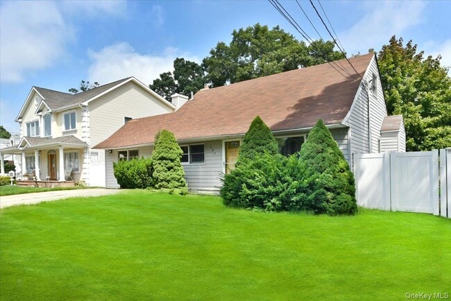 Photo - 257 Maple St