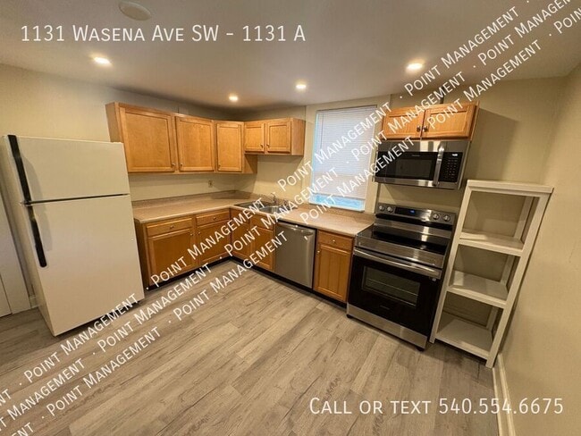 Photo - 1131 Wasena Ave SW Unit 1131 A