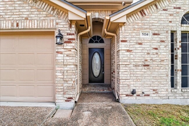 Photo - 5114 Spring Brook Dr
