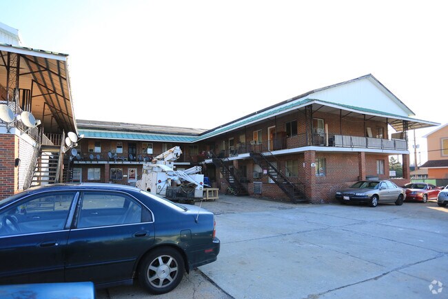 Photo - Elrino Apartments