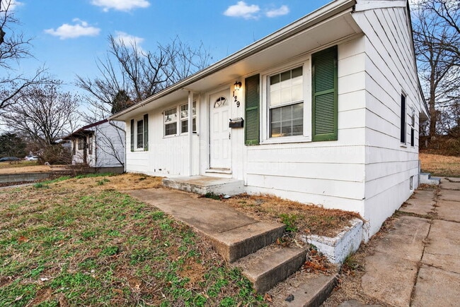 Photo - 129 Cameron Rd