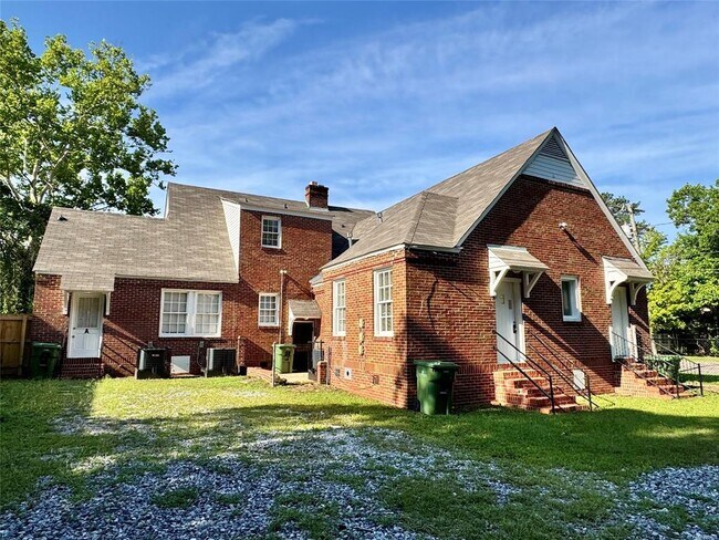 105 Arlington Rd