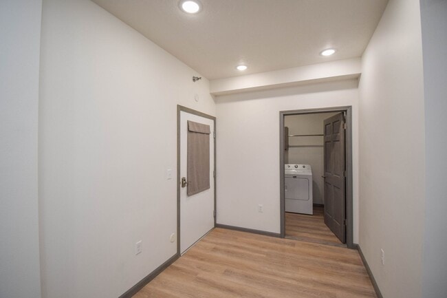 Photo - 7446 S Louise Ave Unit 7446-101