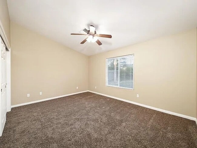 Photo - Beautiful Single-family home!