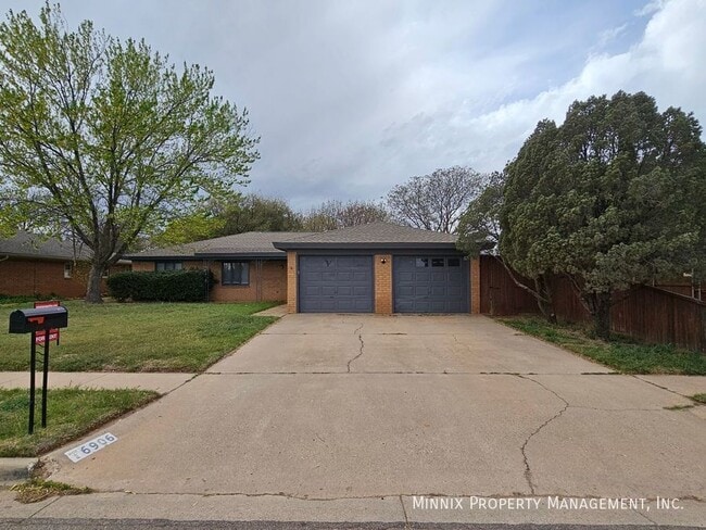 Photo - 6906 Elmwood Ave