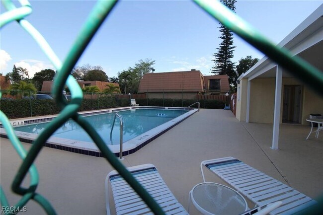 Photo - 1715 Park Meadows Dr