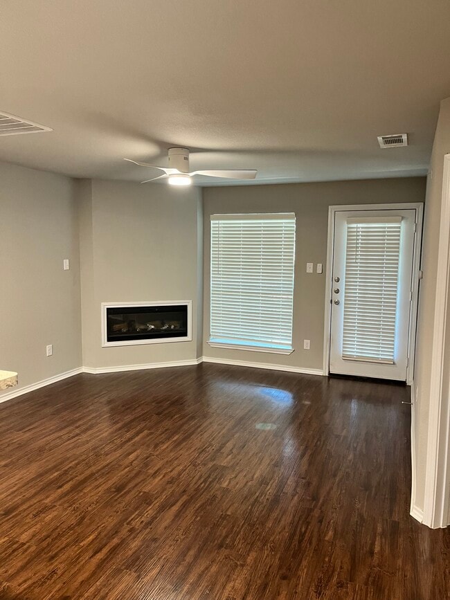 Photo - 6108 Abrams Rd Unidad 517