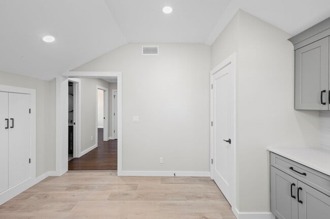 Photo - 42 Lamport Ave