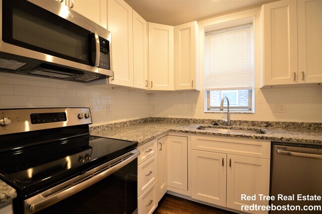 Photo - 2022 Commonwealth Ave Unit 1