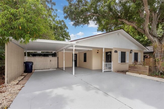 Photo - 5312 S Russell St