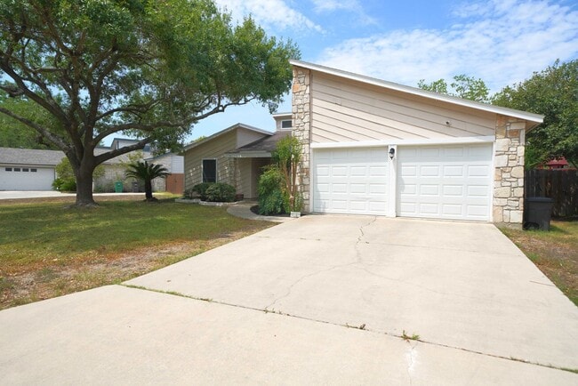 Photo - Gorgeous home available in great neighborhood. Realtor Commission: $500