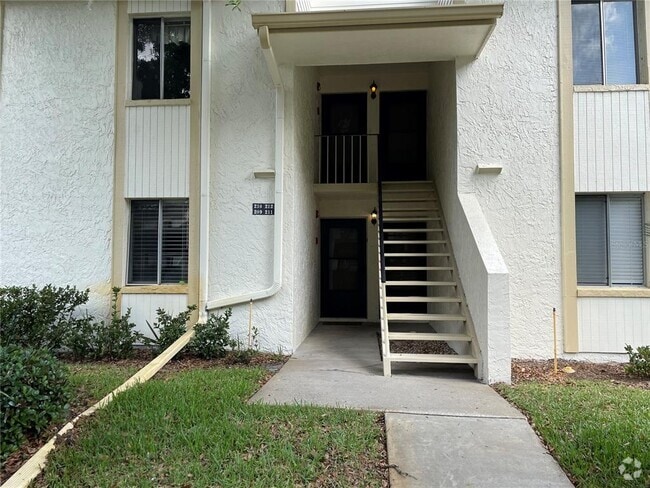 Building Photo - 211 Pine Ct Unit 211 Rental