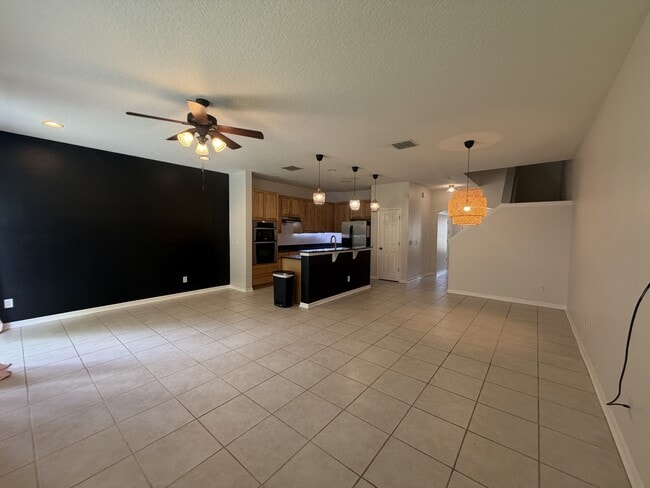 Photo - 505 Lake Eagle Ln