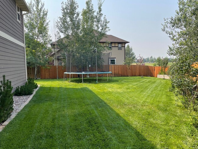 Photo - 3814 Bur Ave