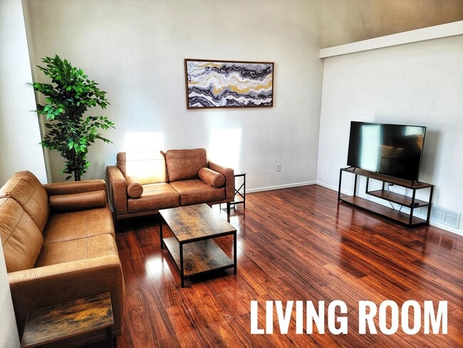 Photo - 3620 Richmond Dr Unit 1