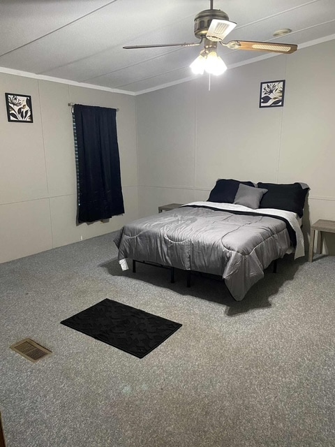 Photo - 6138 Young St